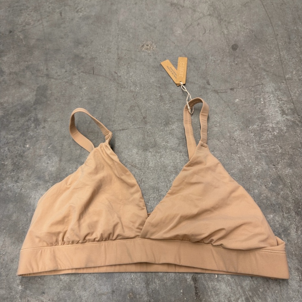 SKIMS Triangle Bralette in Tan